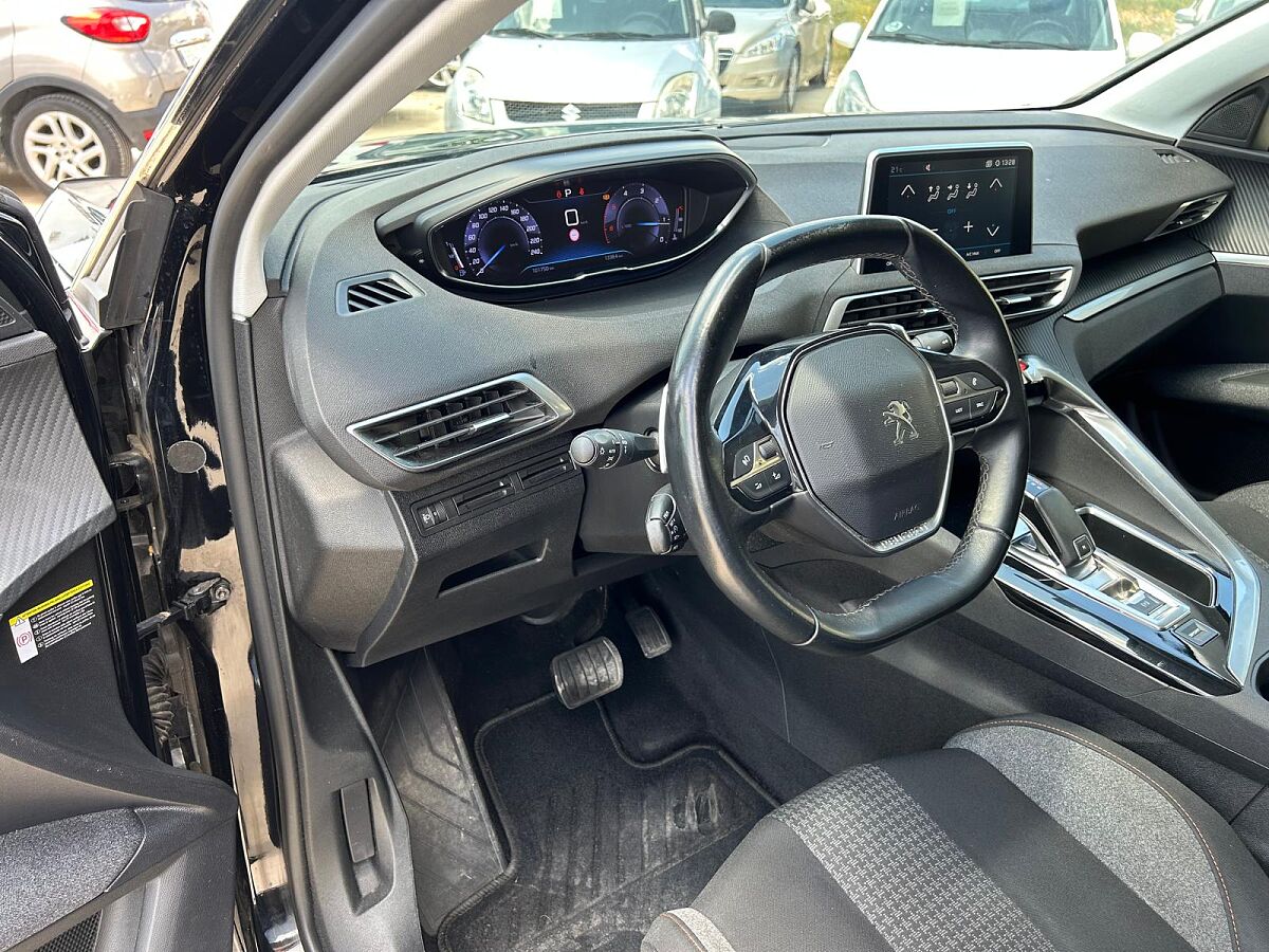 PEUGEOT 3008 ACTIVE 1.5 HDI AUTO SPANISH LHD IN SPAIN 63000 MILES SUPERB 2019